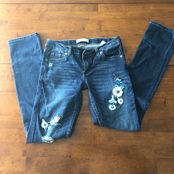 Levi’s 711 Skinny Embroidered Floral Distressed - Picture 2 of 7